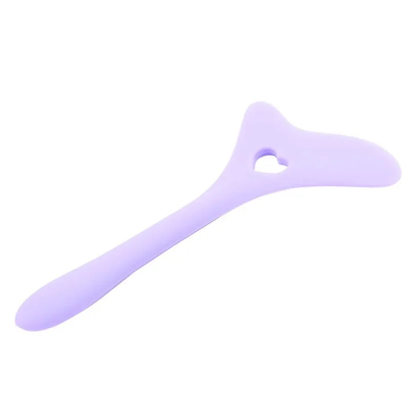 Multi-Functional Silicone Eyeliner Stencil | Reusable Wing Tip & Lipstick Application Aid
