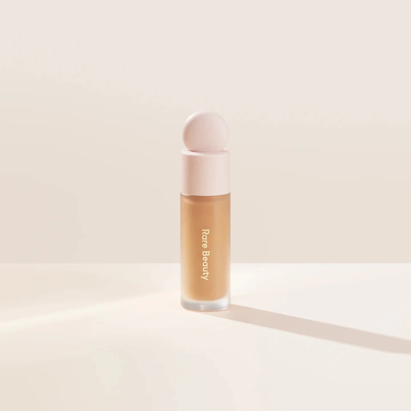 Rare Beauty Hydrating Foundation – Lightweight & Natural Matte Finish